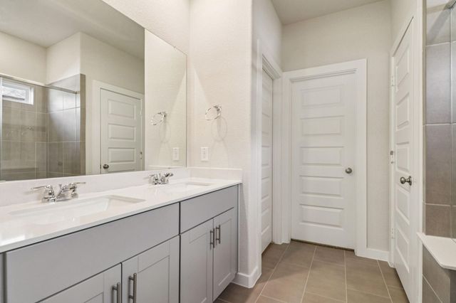 16707 Sterling Cliff Street, Conroe, TX 77302