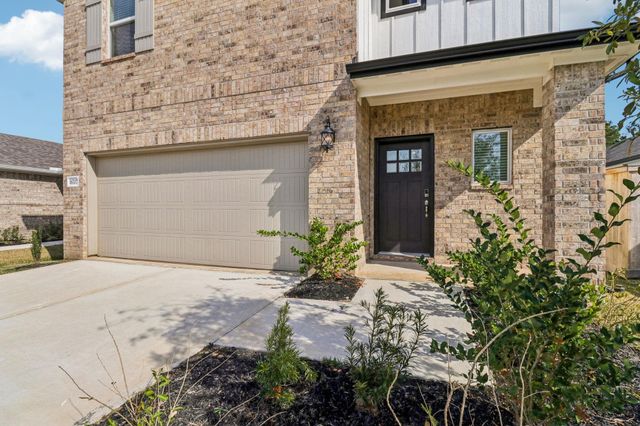 16707 Sterling Cliff Street, Conroe, TX 77302