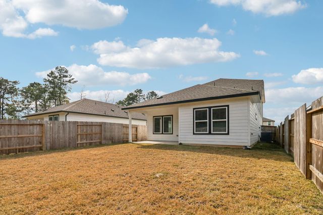 16707 Sterling Cliff Street, Conroe, TX 77302