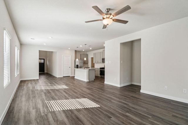 16707 Sterling Cliff Street, Conroe, TX 77302