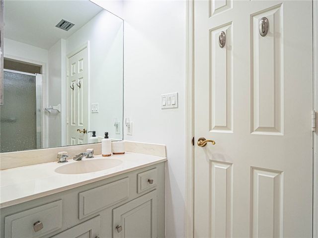 5670 Highway A1a Street 315S, Vero Beach, FL 32963