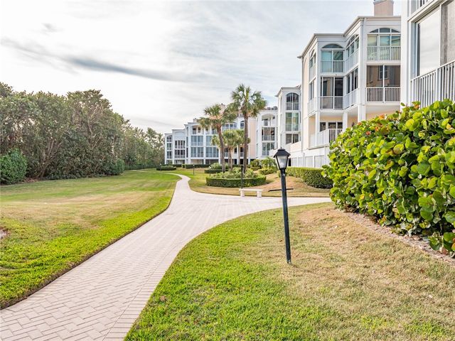 5670 Highway A1a Street 315S, Vero Beach, FL 32963