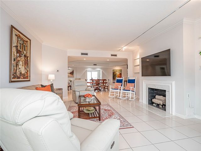 5670 Highway A1a Street 315S, Vero Beach, FL 32963