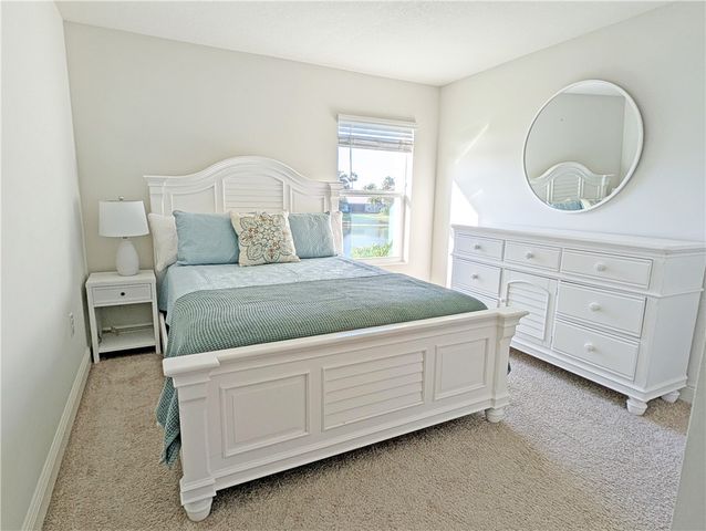 2882 Saint Barts Square, Vero Beach, FL 32967