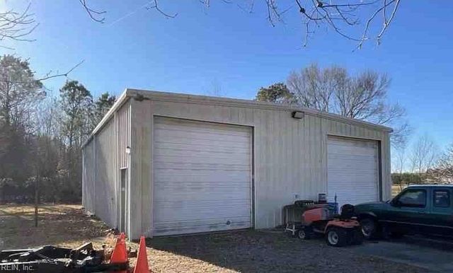 674 Tulls Creek RD, Moyock, NC 27958