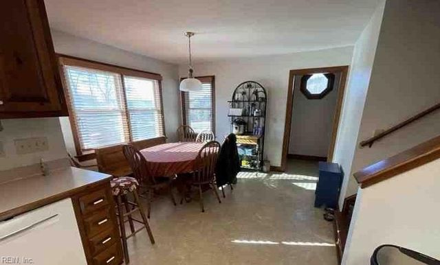 674 Tulls Creek RD, Moyock, NC 27958