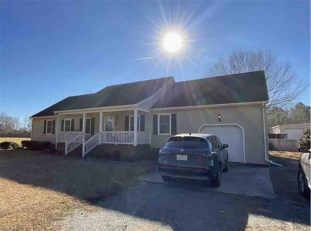 674 Tulls Creek RD, Moyock, NC 27958