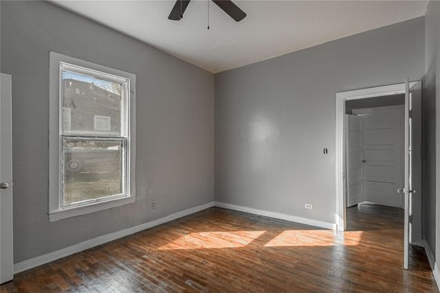 703 Avenue J, Huntsville, TX 77320