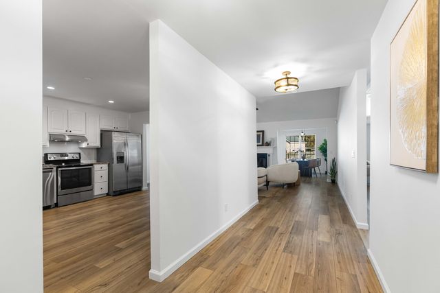 8300 Berringer Bluff Bend, Charleston, SC 29418