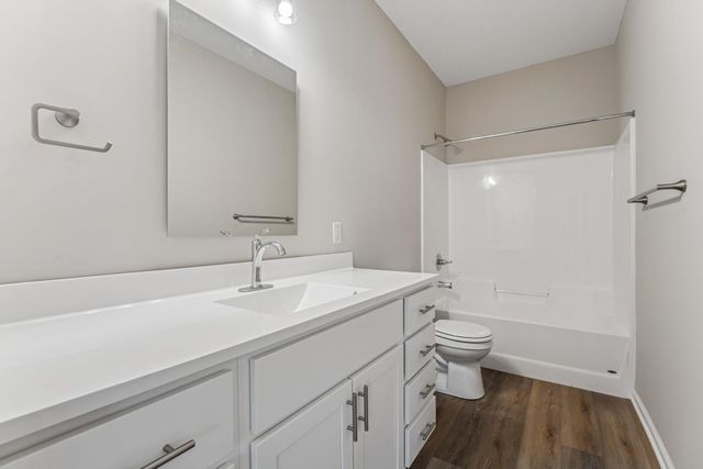 4905 Evergreen Drive N, Hugo, MN 55038