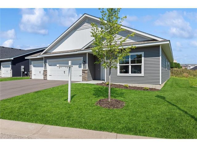 4905 Evergreen Drive N, Hugo, MN 55038
