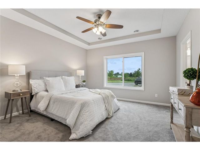 4905 Evergreen Drive N, Hugo, MN 55038