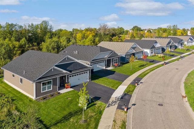 4905 Evergreen Drive N, Hugo, MN 55038