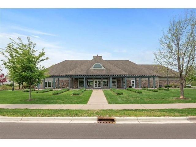 4905 Evergreen Drive N, Hugo, MN 55038