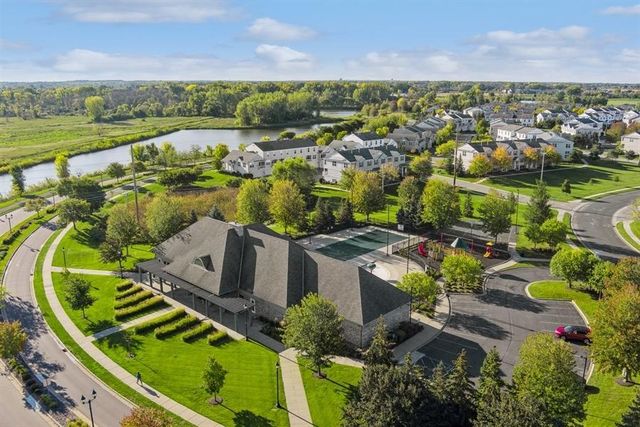 4905 Evergreen Drive N, Hugo, MN 55038