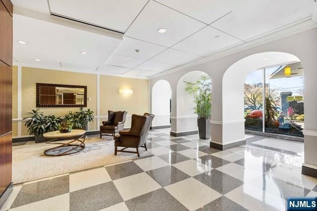 2100 Linwood Avenue 17E, Fort Lee, NJ 07024