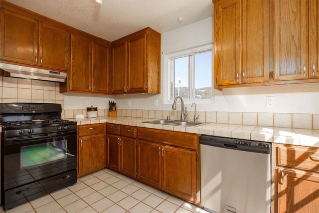 839 Sonora Avenue, El Granada, CA 94018