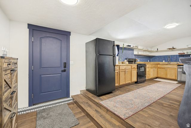 1445 W RUSSETT AVE, West Valley City, UT 84119