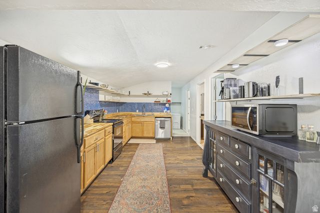 1445 W RUSSETT AVE, West Valley City, UT 84119