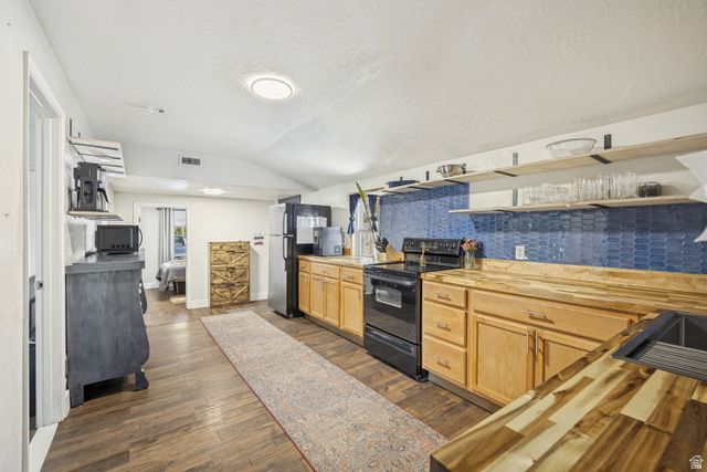 1445 W RUSSETT AVE, West Valley City, UT 84119