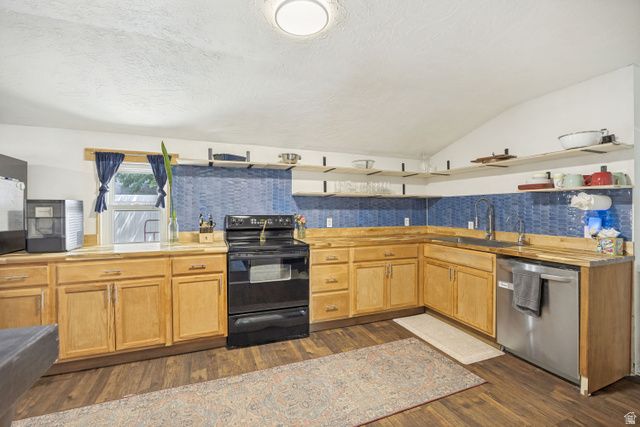 1445 W RUSSETT AVE, West Valley City, UT 84119