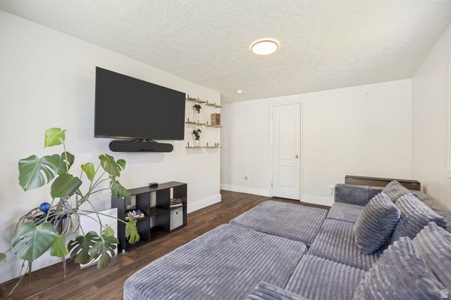 1445 W RUSSETT AVE, West Valley City, UT 84119