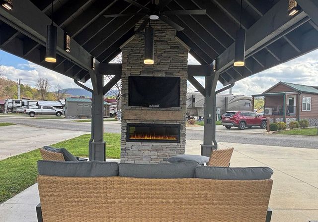 46 Circle Back Lane, Blairsville, GA 30512