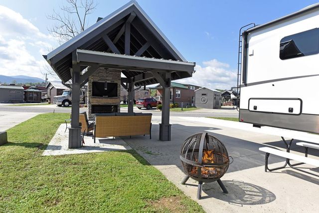 46 Circle Back Lane, Blairsville, GA 30512