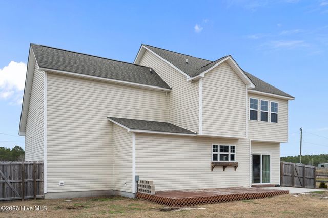 118 Easton Drive, Richlands, NC 28574