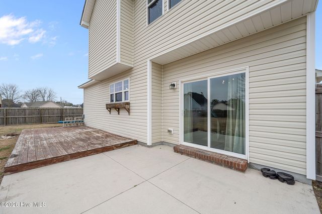 118 Easton Drive, Richlands, NC 28574