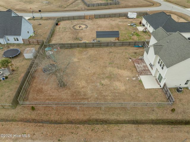 118 Easton Drive, Richlands, NC 28574