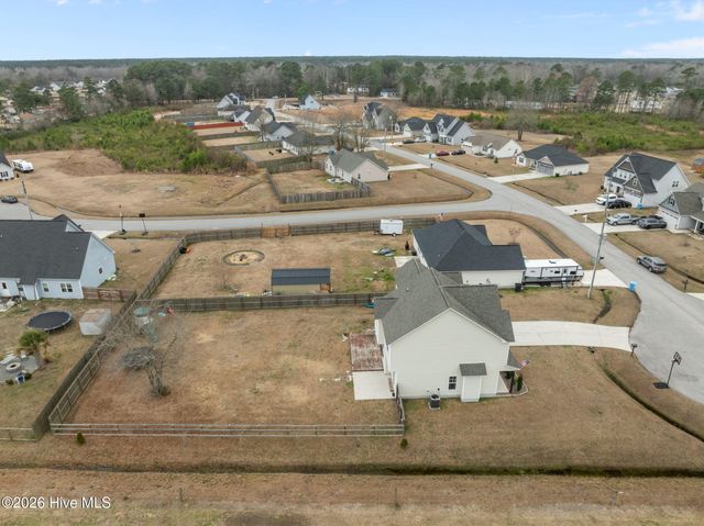 118 Easton Drive, Richlands, NC 28574