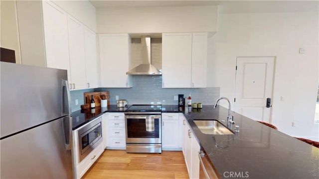1878 E Walnut Street 203, Pasadena, CA 91107