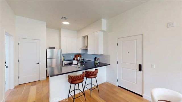 1878 E Walnut Street 203, Pasadena, CA 91107