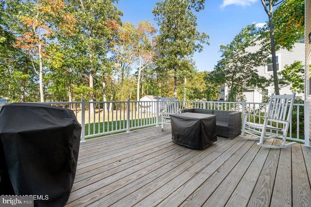 35 PENNSYLVANIA AVE, Waretown, NJ 08758