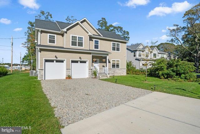 35 PENNSYLVANIA AVE, Waretown, NJ 08758