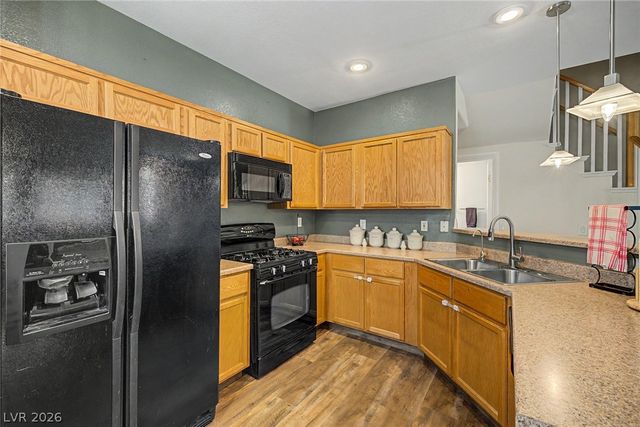 6041 Turning Spoke Trail 102, Henderson, NV 89011