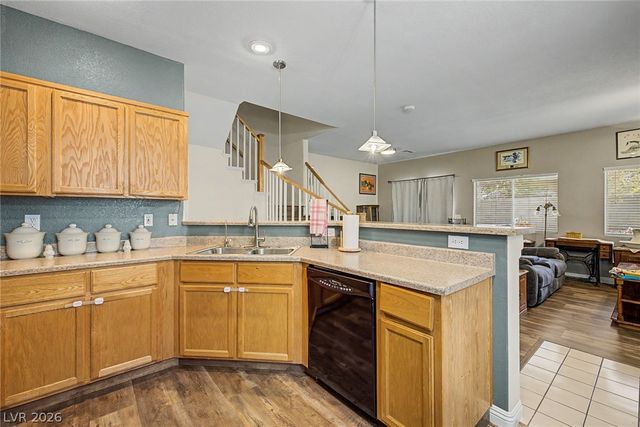 6041 Turning Spoke Trail 102, Henderson, NV 89011