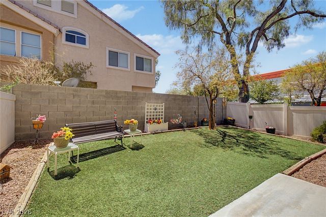 6041 Turning Spoke Trail 102, Henderson, NV 89011