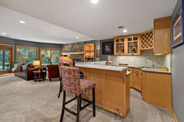 9576 51st Street N, Lake Elmo, MN 55042