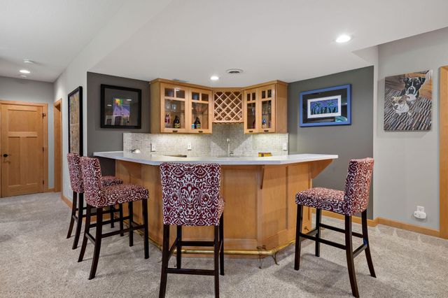 9576 51st Street N, Lake Elmo, MN 55042