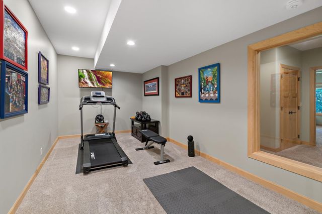 9576 51st Street N, Lake Elmo, MN 55042