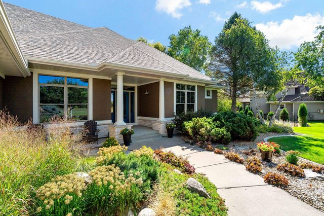 9576 51st Street N, Lake Elmo, MN 55042