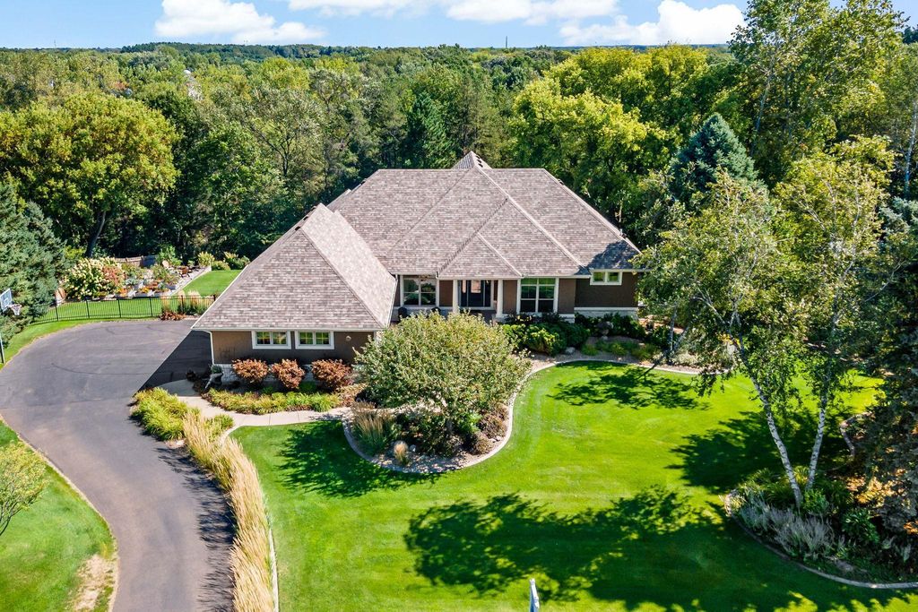 9576 51st Street N, Lake Elmo, MN 55042 — exterior