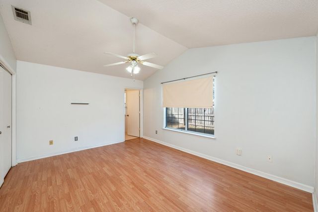 9 Holly Road, Crestview, FL 32539