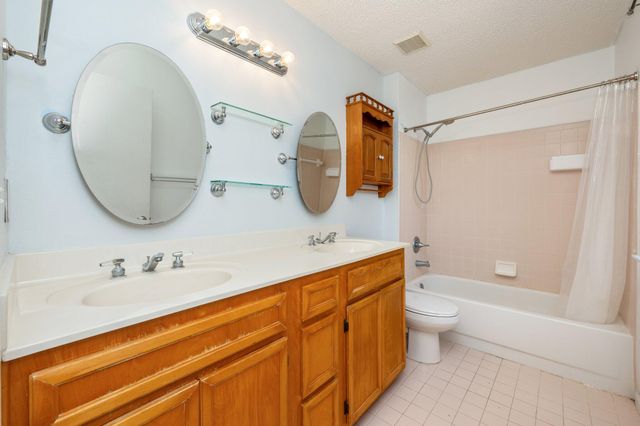 9 Holly Road, Crestview, FL 32539