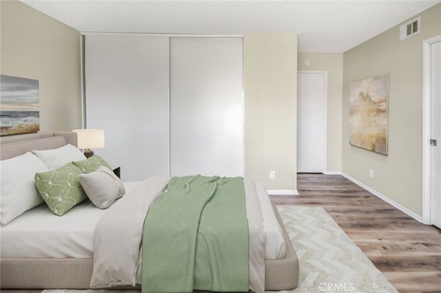 29524 Cambridge, Castaic, CA 91384