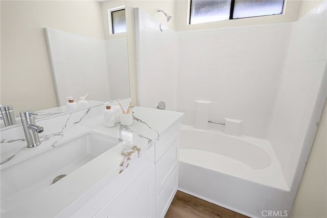 29524 Cambridge, Castaic, CA 91384