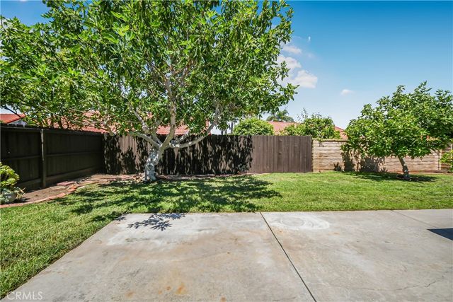 29524 Cambridge, Castaic, CA 91384