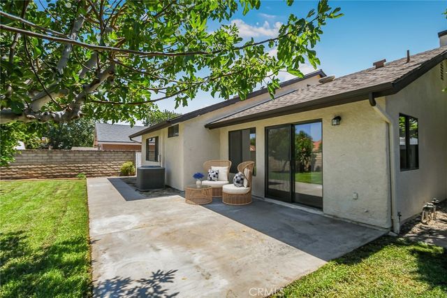 29524 Cambridge, Castaic, CA 91384